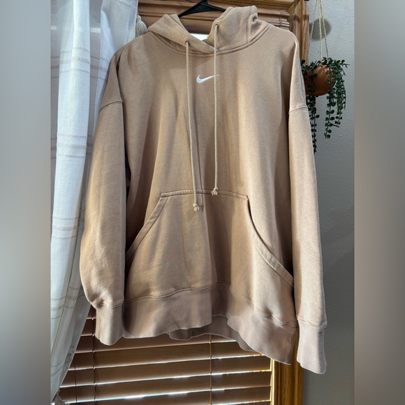 Nike Women's Hoodie Sweater - Picture 3 of 4